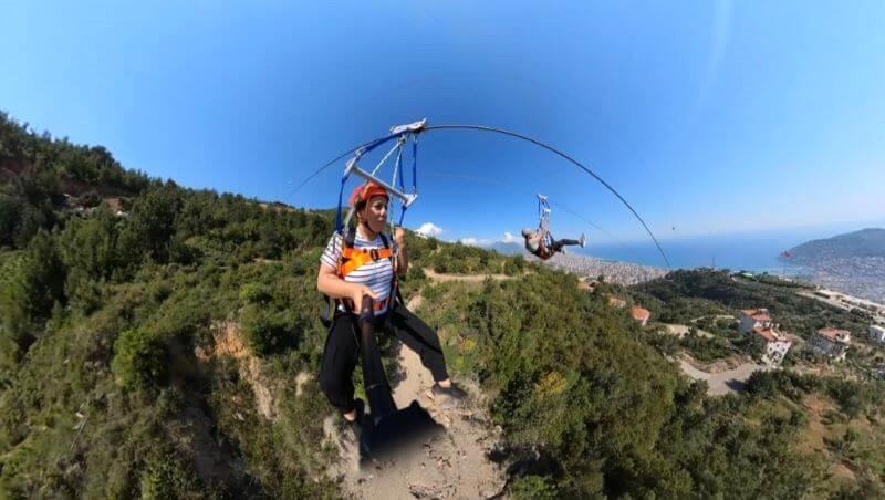 Zipline Adventure (1,000 meters)