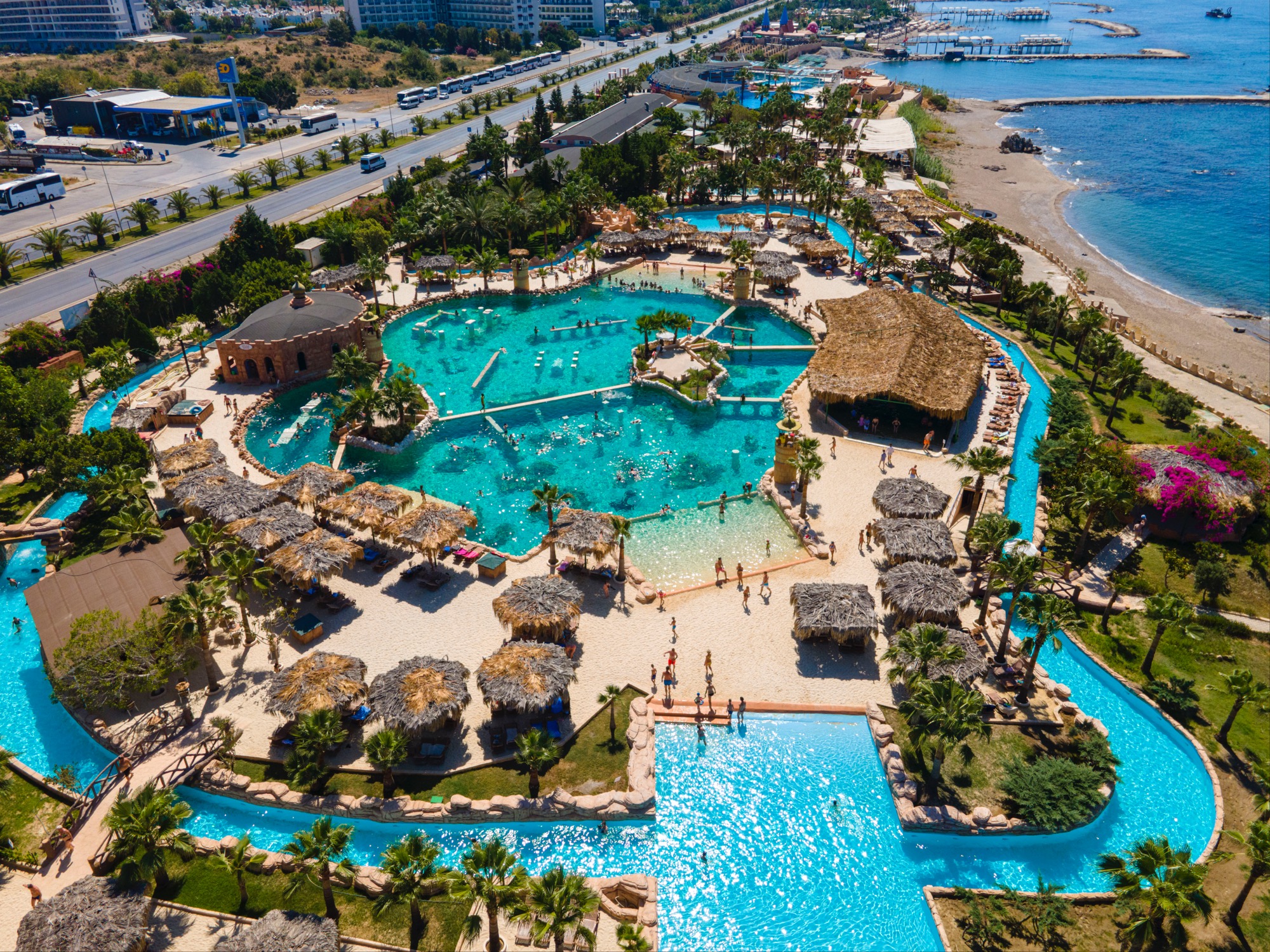 09:15 AM – 10:00 AM – Journey to Sealanya Dolphin Park