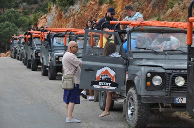 09:00 – 09:30 | Safari Briefing & Departure