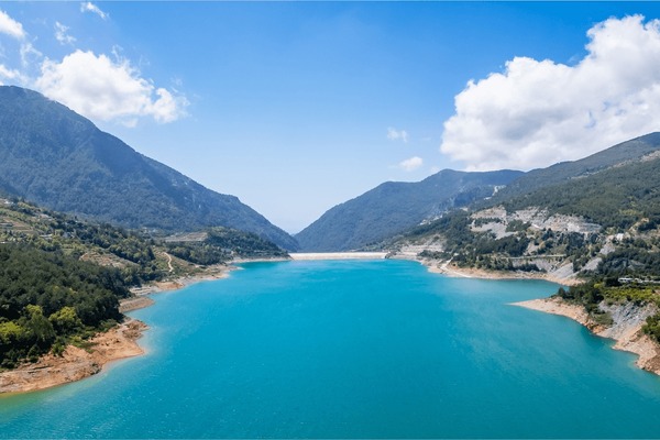 13:30 – 14:00 | Drive to Dim Valley & Stop at Dim Dam